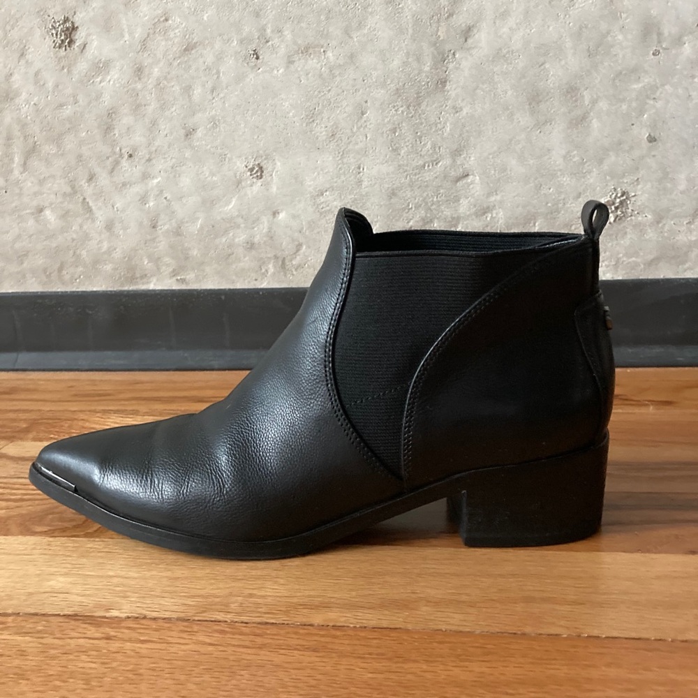 Marc Fisher Yale Chelsea Boot